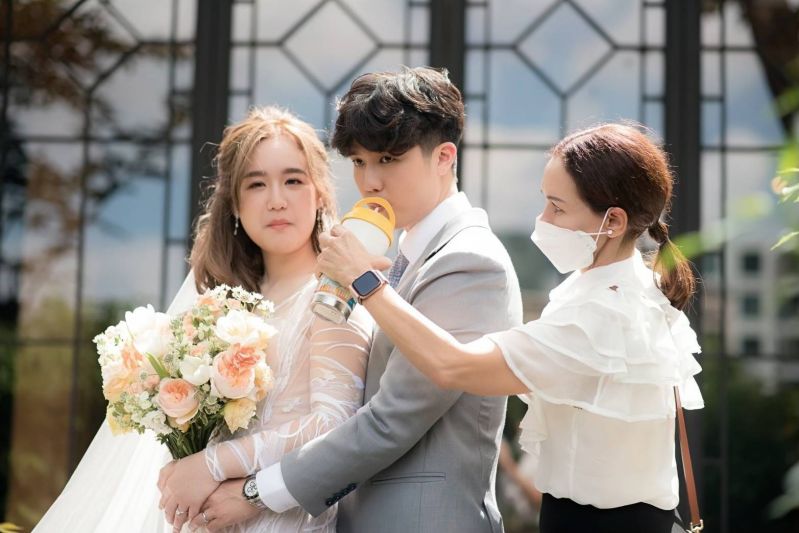 บันเทิง - 'แม่ดี้-ปัทมา' ออกปาก 'หายเหนื่อย'ภาพพรีเวดดิ้ง  'ว่าที่บ่าวสาว'สวยสมใจคุณแม่ยิ่งนัก!
